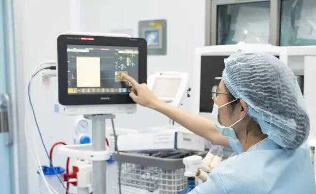 天津捐卵助孕 天津市中心妇产科医院试管婴儿费用多少 ‘孕囊2个数据27×13mm男